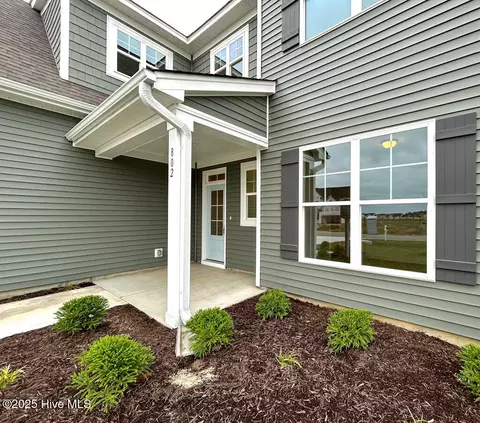 Exterior - 802 Tupelo Tree Dr, Hubert, NC 28539 photo 2 of 7