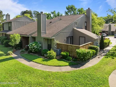 106 B Sunshine Ln, Winterville, NC 28590