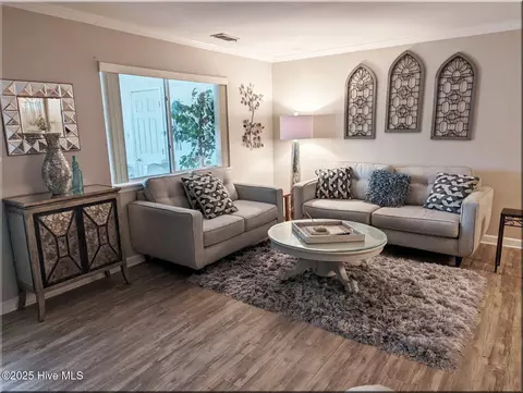 Living - 25 Quarterdeck, New Bern, NC 28562 photo 1 of 1