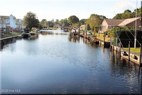 View/Area - 25 Quarterdeck, New Bern, NC 28562 photo 1 of 1