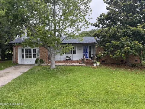 309 N Channel Haven Dr, Wilmington, NC 28409