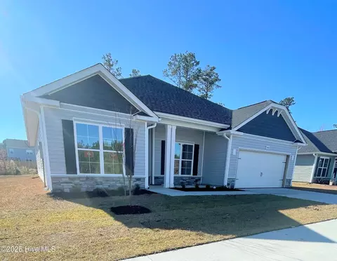 1016 Midnight Bourbon Mnr, New Bern, NC 28562