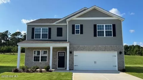 971 Misty Creek Dr, Aberdeen, NC 28315