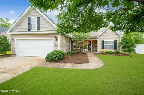 3309 Langston Blvd, Winterville, NC 28590