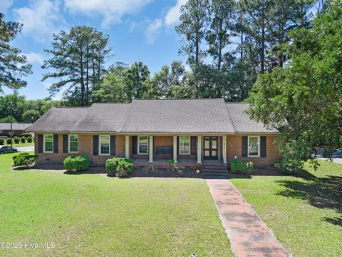2008 S Elm St, Greenville, NC 27858