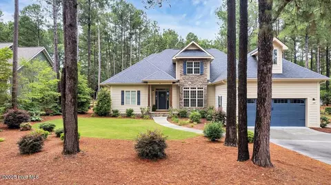 42 Spearhead Dr, Whispering Pines, NC 28327