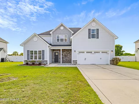 303 Little Egret Ln, Swansboro, NC 28584