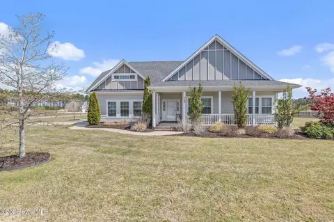 100 Little Acorn Trl, Moyock, NC 27958
