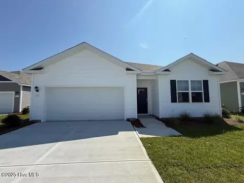 727 New Haven Ln SW, Supply, NC 28462