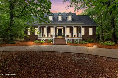 504 Captain Dexter Wynd, Wilmington, NC 28411