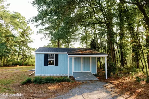 Exterior - 1498 Bayview Rd, Bath, NC 27808 photo 9 of 24