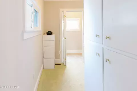 Entry Way - 1498 Bayview Rd, Bath, NC 27808 photo 1 of 3