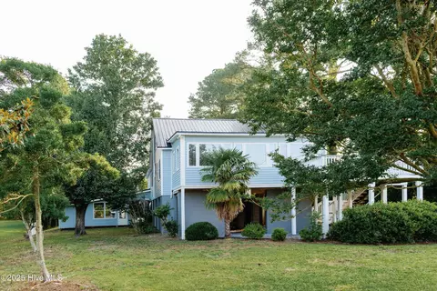 Exterior - 1498 Bayview Rd, Bath, NC 27808 photo 2 of 24