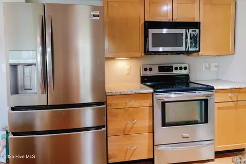 Kitchen - 1498 Bayview Rd, Bath, NC 27808 photo 2 of 4