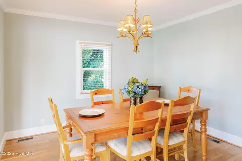 Dining - 1498 Bayview Rd, Bath, NC 27808 photo 4 of 4
