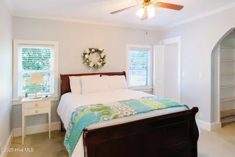 Bedroom - 1498 Bayview Rd, Bath, NC 27808 photo 1 of 7