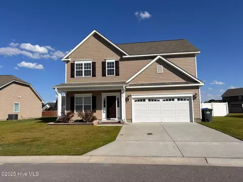 605 Moonstone Ct, Winterville, NC 28590