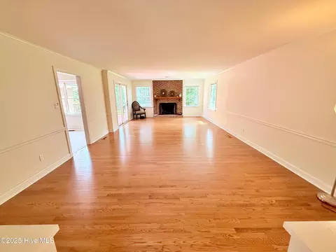4505 Wentworth Ct, Trent Woods, NC 28562