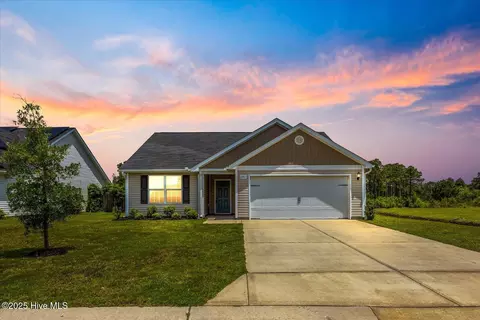 7213 Cameron Trace Dr, Wilmington, NC 28411