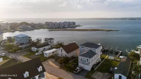 View/Area - 241 Moonlight Dr, Atlantic Beach, NC 28512 photo 4 of 15