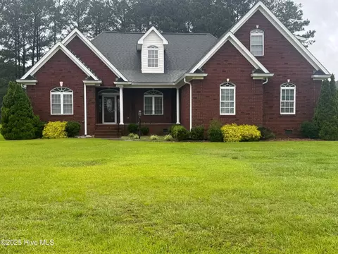 315 Hunters Creek Dr, Goldsboro, NC 27534