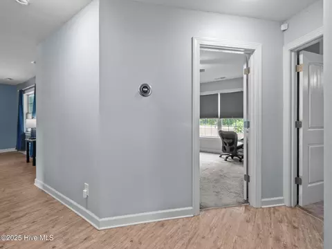 Entry Way - 660 Riggs Rd, Hubert, NC 28539 photo 1 of 1