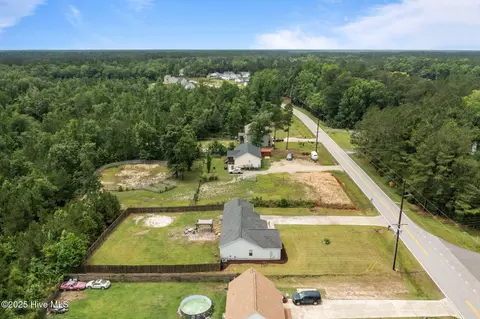 View/Area - 660 Riggs Rd, Hubert, NC 28539 photo 1 of 4