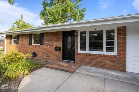 2411 Grace Ave, New Bern, NC 28562