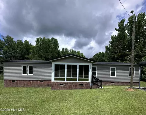 107 Cavalier Ln, Littleton, NC 27850