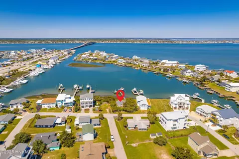 201 Shore Dr, Atlantic Beach, NC 28512