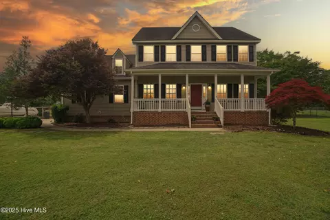 2028 Tulls Creek Rd, Moyock, NC 27958