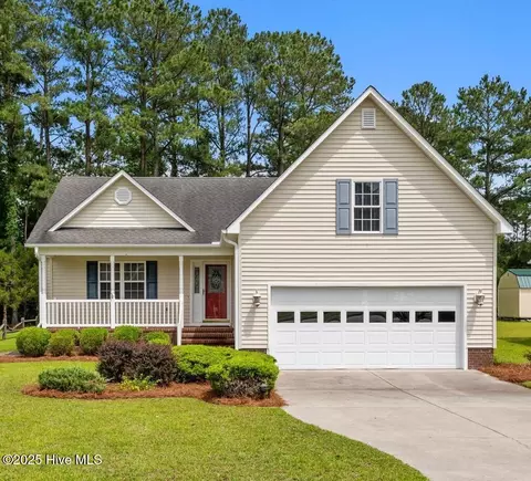 309 Belle Oaks Dr, New Bern, NC 28562