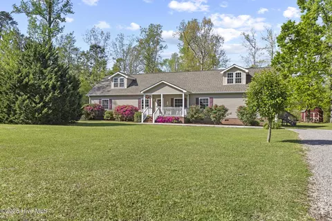 345 Knollwood Dr, Hampstead, NC 28443