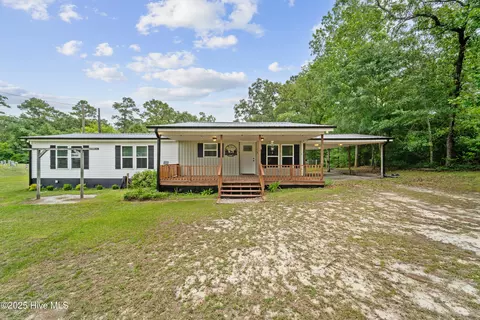 123 Jackson Store Rd, Beulaville, NC 28518