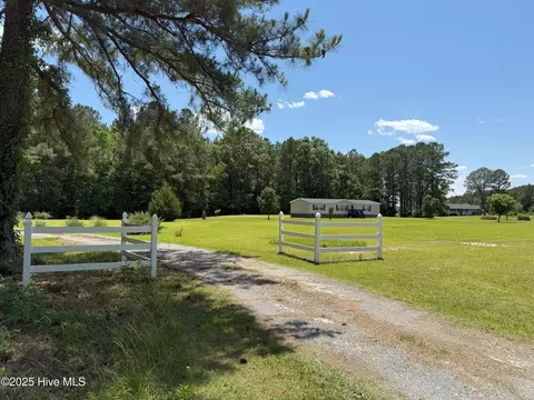 1430 Cooper Hill Rd, Windsor, NC 27983 photo 5