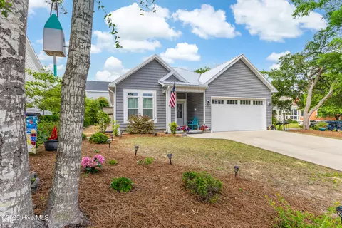 2402 W Oak Island Dr, Oak Island, NC 28465