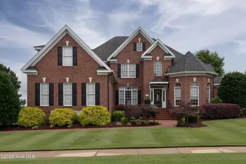 712 Van Gert Dr, Winterville, NC 28590