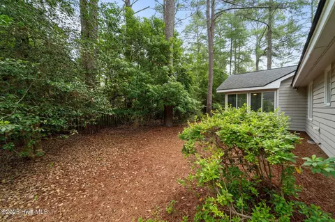 Exterior - 105 Lake Forest Dr, Pinehurst, NC 28374 photo 20 of 23