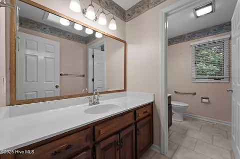Bath - 105 Lake Forest Dr, Pinehurst, NC 28374 photo 2 of 4