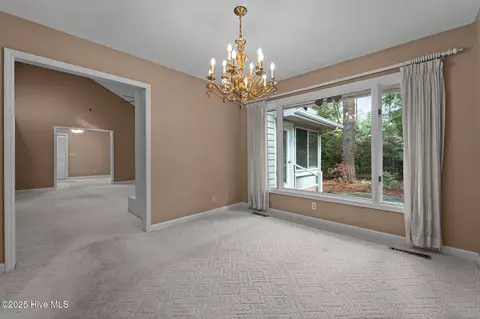 Dining - 105 Lake Forest Dr, Pinehurst, NC 28374 photo 2 of 2