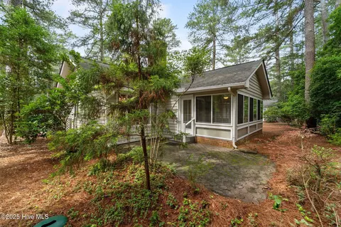 Exterior - 105 Lake Forest Dr, Pinehurst, NC 28374 photo 18 of 23