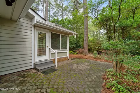 Exterior - 105 Lake Forest Dr, Pinehurst, NC 28374 photo 16 of 23
