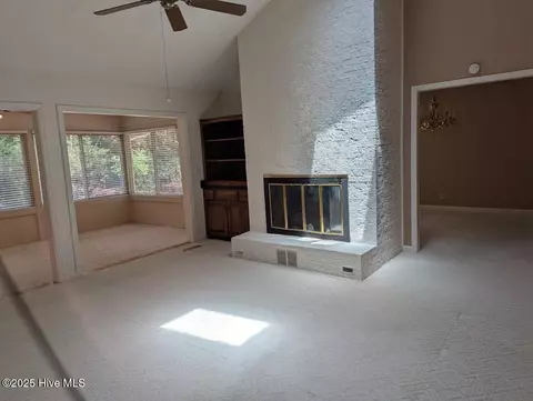 Living - 105 Lake Forest Dr, Pinehurst, NC 28374 photo 3 of 4