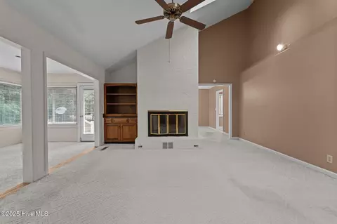 Living - 105 Lake Forest Dr, Pinehurst, NC 28374 photo 1 of 4