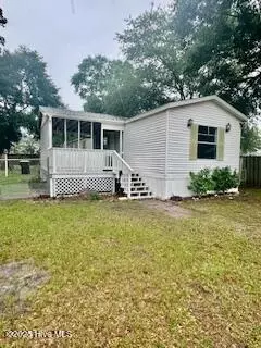 9230 Shady Forest Dr SW, Calabash, NC 28467