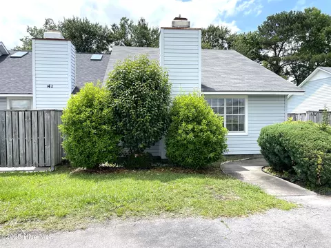 142 Witten Cir #A, Havelock, NC 28532