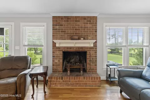 Other - 405 E Westbrook St, Wallace, NC 28466 photo 5 of 8