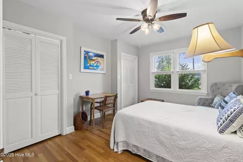 Bedroom - 405 E Westbrook St, Wallace, NC 28466 photo 2 of 3