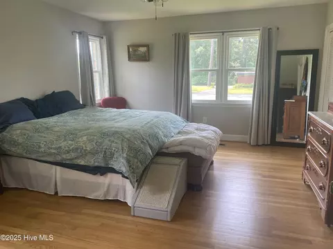 Bedroom - 405 E Westbrook St, Wallace, NC 28466 photo 1 of 3