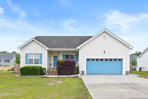 600 Pearson Cir, Newport, NC 28570
